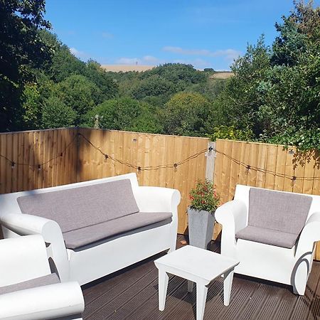Bijou Coastal Apartment In Polperro With Hot Tub Onsite Parking Downhill Walk To Village Buitenkant foto