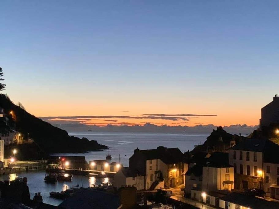 Bijou Coastal Apartment In Polperro With Hot Tub Onsite Parking Downhill Walk To Village Buitenkant foto
