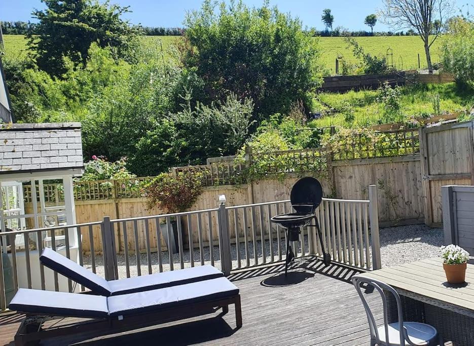 Bijou Coastal Apartment In Polperro With Hot Tub Onsite Parking Downhill Walk To Village Buitenkant foto