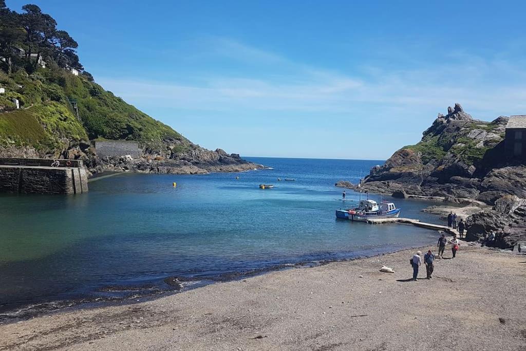 Bijou Coastal Apartment In Polperro With Hot Tub Onsite Parking Downhill Walk To Village Buitenkant foto