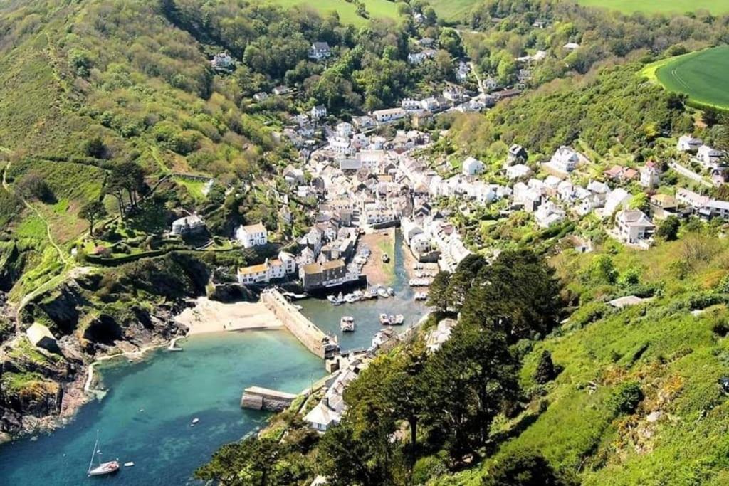 Bijou Coastal Apartment In Polperro With Hot Tub Onsite Parking Downhill Walk To Village Buitenkant foto