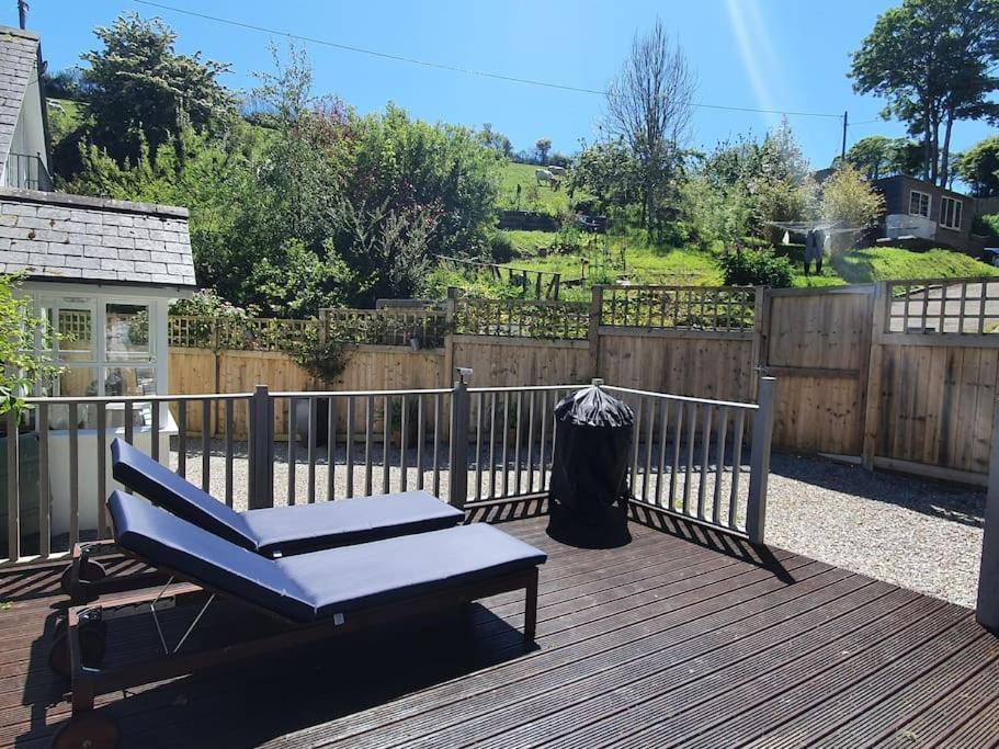 Bijou Coastal Apartment In Polperro With Hot Tub Onsite Parking Downhill Walk To Village Buitenkant foto