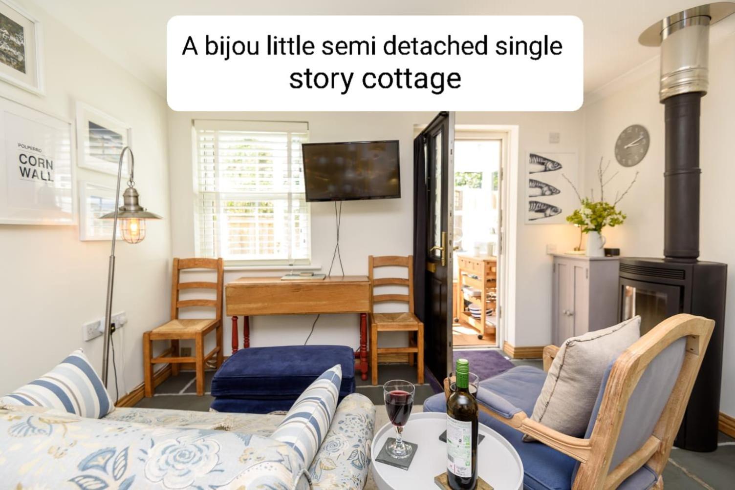 Bijou Coastal Apartment In Polperro With Hot Tub Onsite Parking Downhill Walk To Village Buitenkant foto
